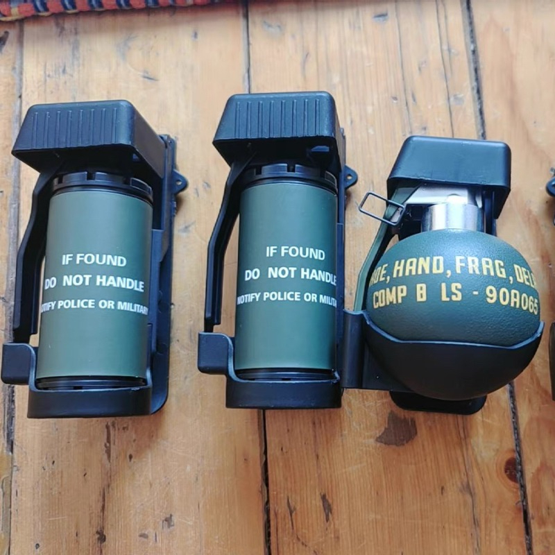 Outdoor Hunting Movies - 1PC Outdoor Tactical Smoke Model Toy